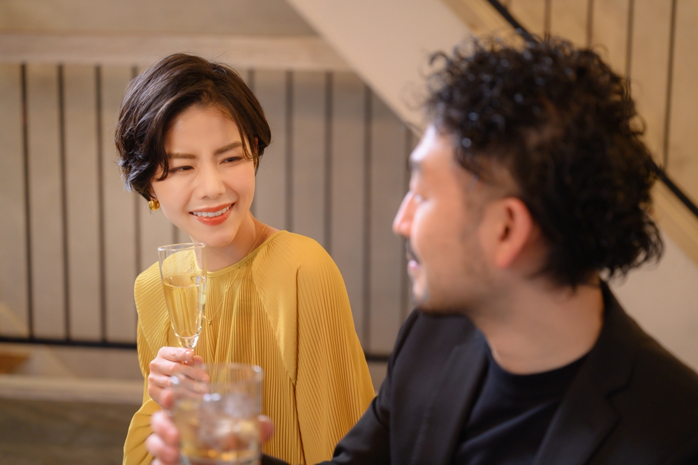 デートで一瞬で格下になる40代50代男性の会話例