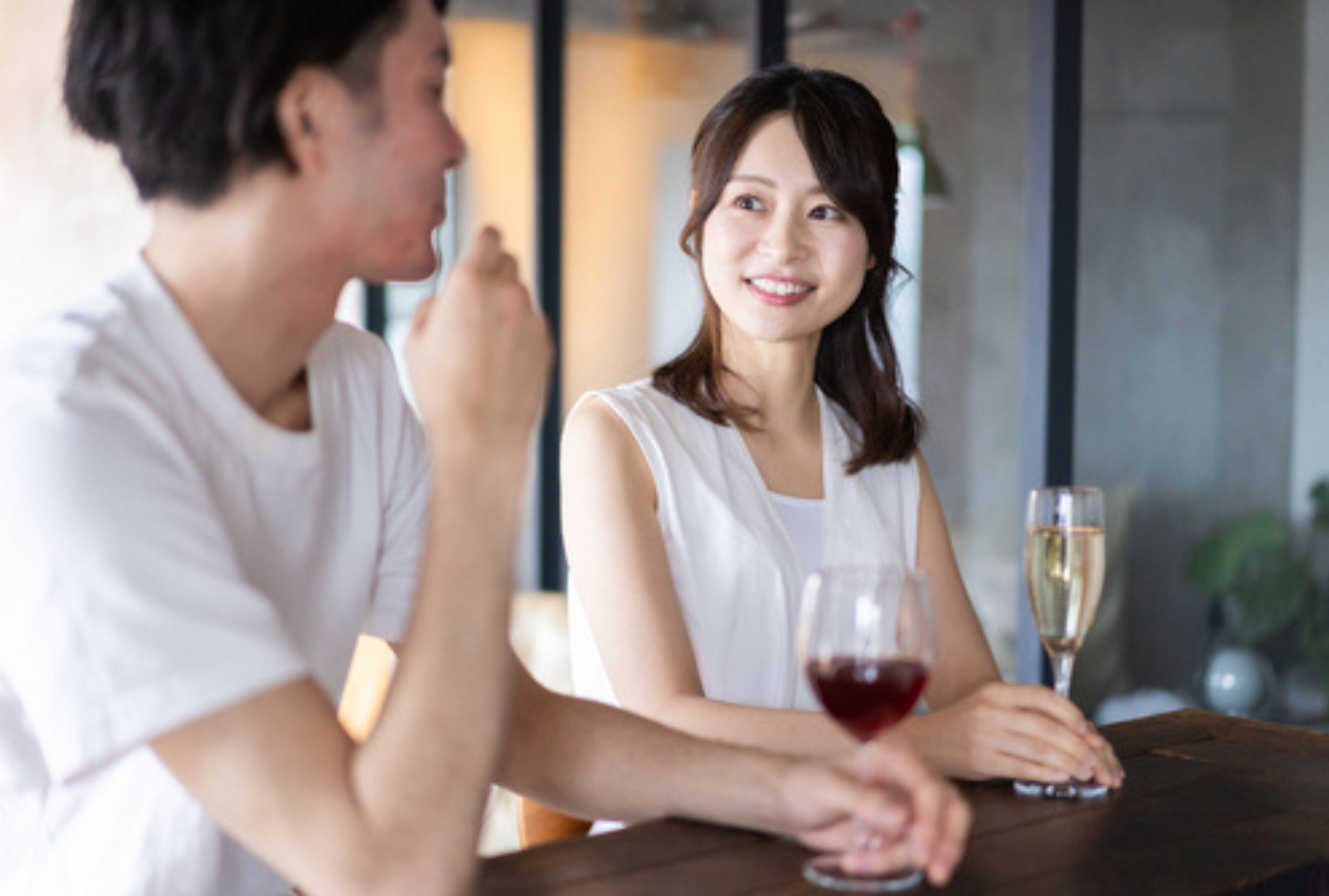 土台がある会話で安心する女性